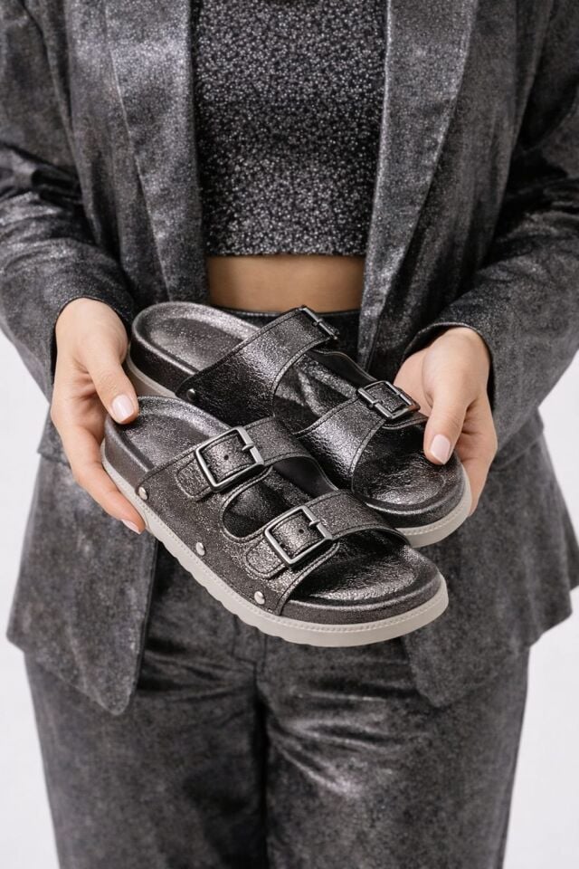 Kadın Çift Tokalı Anatomik- Ortopedik Günlük Terlik - Rahat Taban Kadın Çift Tokalı Anatomik- Ortopedik Günlük Terlik - Rahat Taban