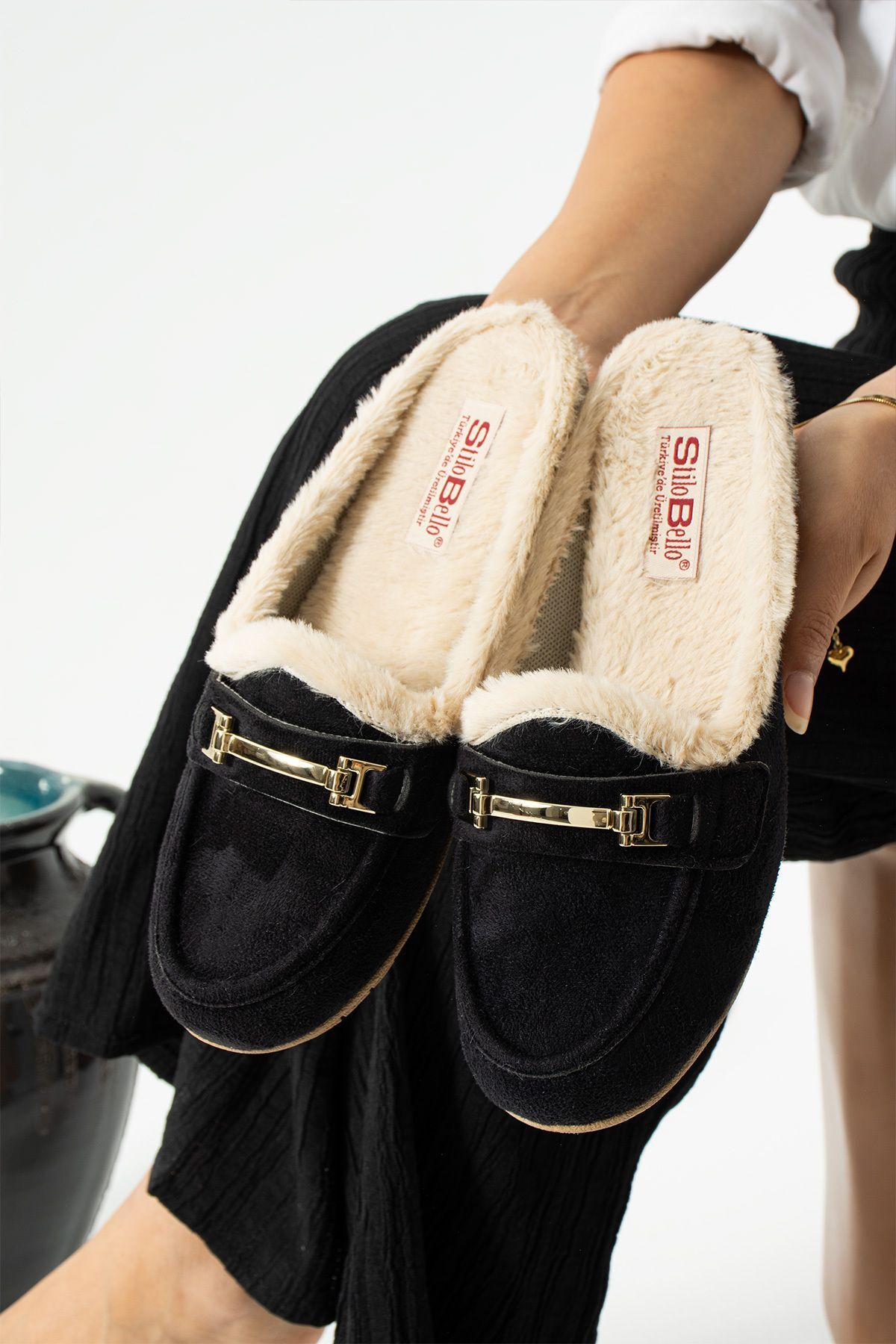 Kadın Babet Toka Detaylı İçi Kürklü Şık Rahat Ortopedik Günlük Terlik SİYAH - 40