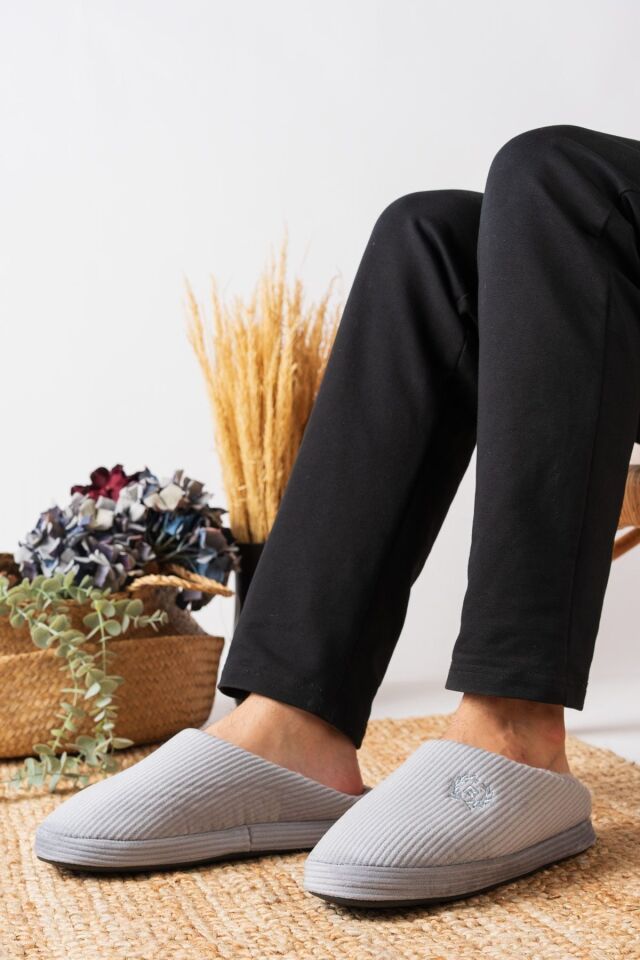 Unisex Nakışlı Kadife Ev Terliği GRİ - 38-39