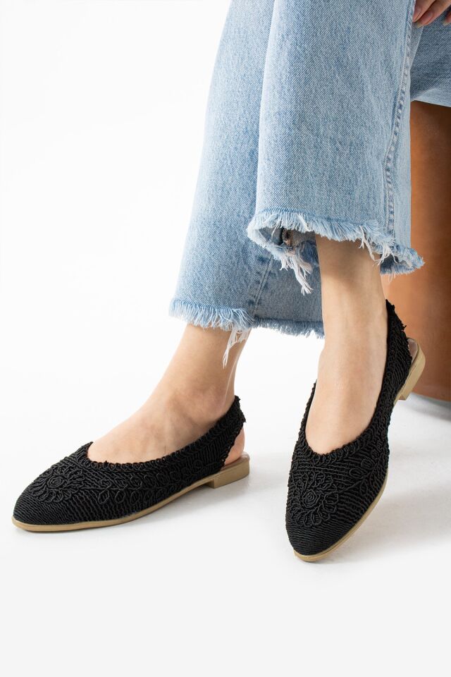 İnce Topuk İplik Örme Nakışlı Kadın Sandalet SİYAH - 37