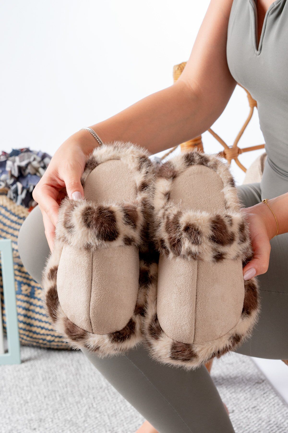 Leopar Desenli Kadın Terlik | Hafif Ve Şık Günlük Kullanım LEOPAR KREM - 40