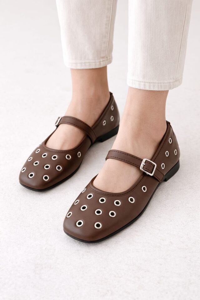 Kadın Rahat Taban Kuşgözü Detaylı Bantlı Günlük Babet Ofis Ayakkabı KAHVERENGİ - 41