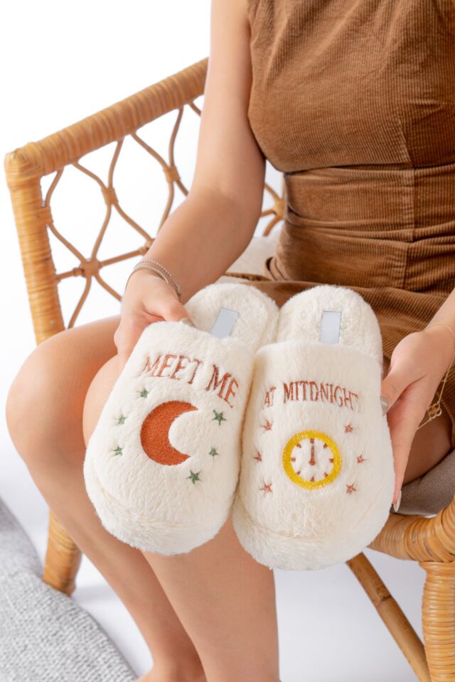 Peluş Gece Gündüz Kadın Ev Terliği  Peluş Ev Terliği Misafir Terliği Bohça Terliği