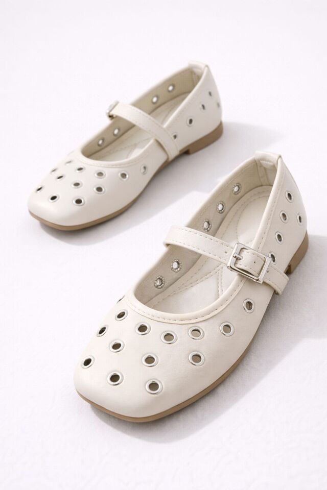 Kadın Rahat Taban Kuşgözü Detaylı Bantlı Günlük Babet Ofis Ayakkabı KREM - 40