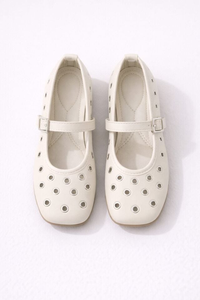 Kadın Rahat Taban Kuşgözü Detaylı Bantlı Günlük Babet Ofis Ayakkabı Kadın Rahat Taban Kuşgözü Detaylı Bantlı Günlük Babet Ofis Ayakkabı