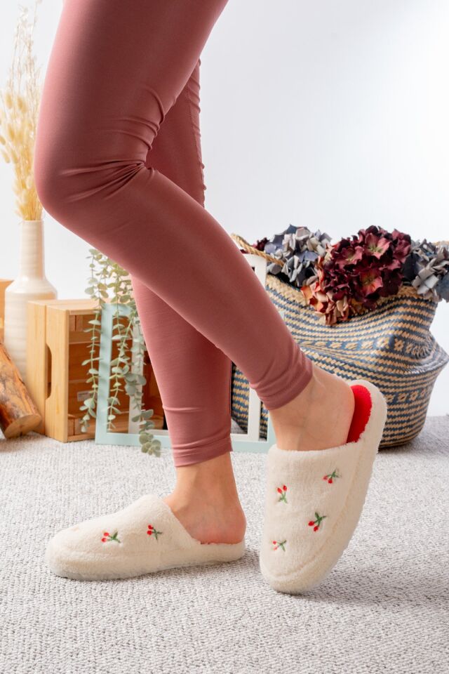 Pofuduk Figürlü Panduf Kadın Ev Teliği Ses Yapmaz Hafif Yumuşak Taban KİRAZ BEYAZ - 38-39