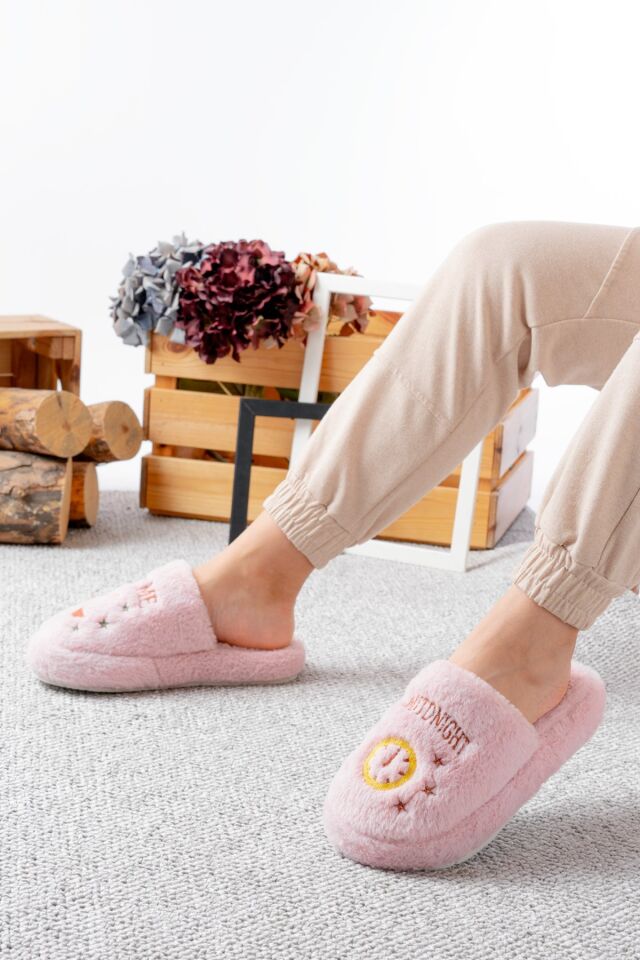 Peluş Gece Gündüz Kadın Ev Terliği  Peluş Ev Terliği Misafir Terliği Bohça Terliği PUDRA - 40