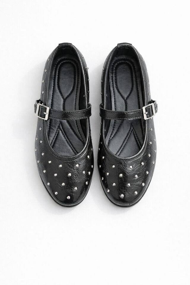 Bayan Bantlı Rugan Taş Detaylı Şık Günlük Babet Ayakkabı