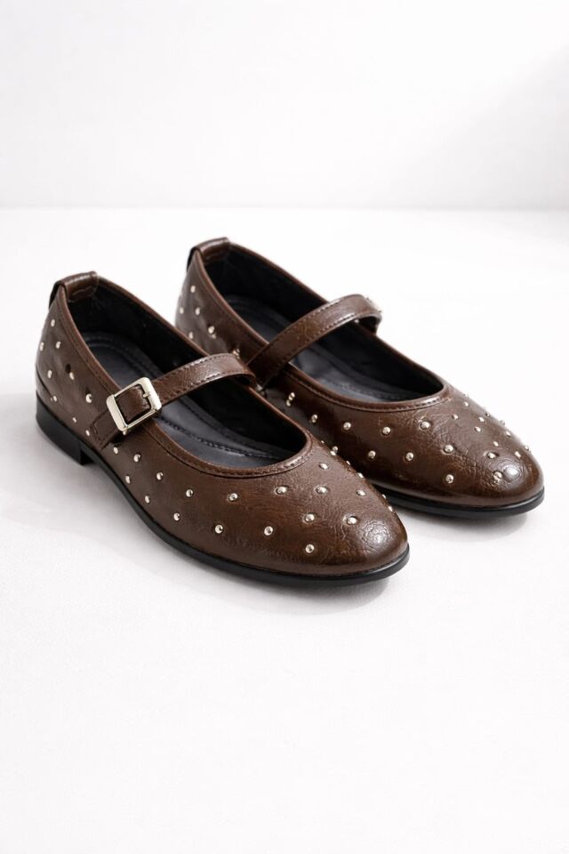 Bayan Bantlı Rugan Taş Detaylı Şık Günlük Babet Ayakkabı