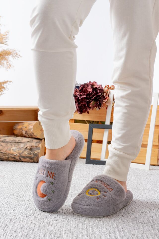 Peluş Gece Gündüz Kadın Ev Terliği  Peluş Ev Terliği Misafir Terliği Bohça Terliği GRİ - 40