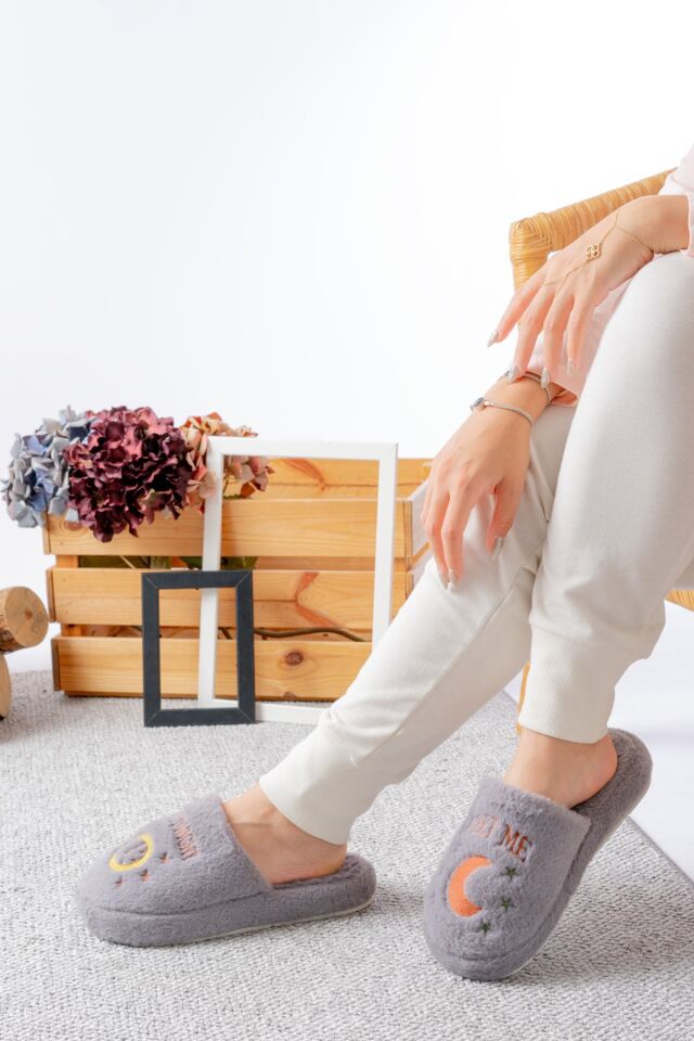 Peluş Gece Gündüz Kadın Ev Terliği  Peluş Ev Terliği Misafir Terliği Bohça Terliği GRİ - 40