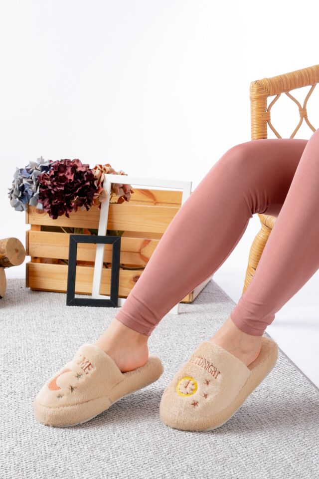 Peluş Gece Gündüz Kadın Ev Terliği  Peluş Ev Terliği Misafir Terliği Bohça Terliği VİZON - 40