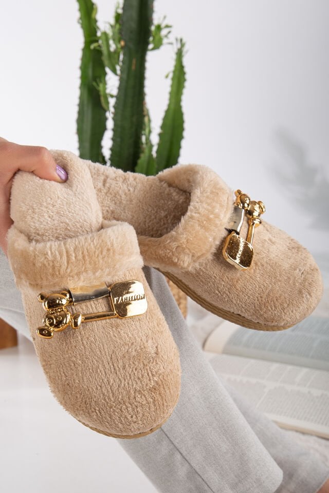 Kadın Tokalı Peluş Terlik Ev Terliği-Misafir Terliği-Bohça Terliği-Çeyiz Terliği Kadın Tokalı Peluş Terlik Ev Terliği-Misafir Terliği-Bohça Terliği-Çeyiz Terliği