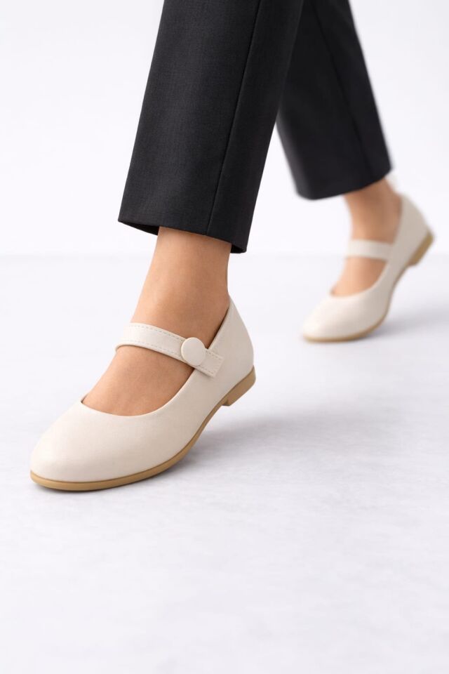 Ofis Şıklığı Sivri Burun Düğmeli Lastikli Babet KREM - 40