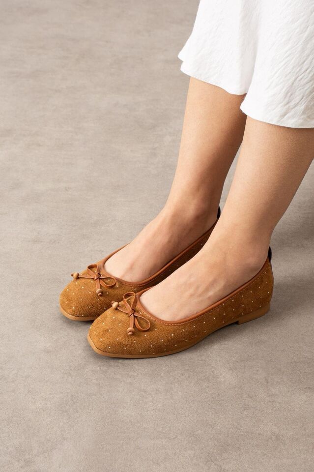 Kadın Taşlı Püsküllü Taş Detaylı Babet Günlük Ayakkabı FİYONKLU TABA - 40