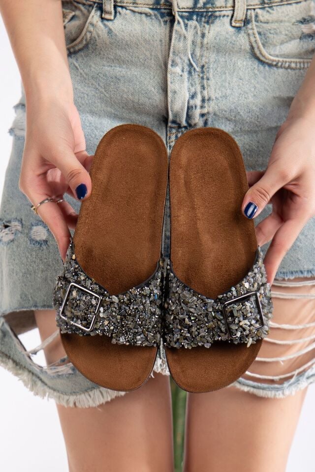 Pien Tek Tokalı  Şık Günlük Ful Ortapedik Terlik PLATİN - 36