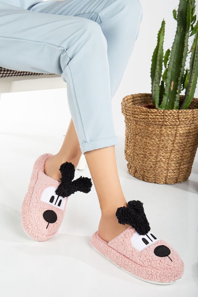 Kadın Köpek Figürlü Sessiz Taban Peluş Ev Terliği PUDRA - 40-41