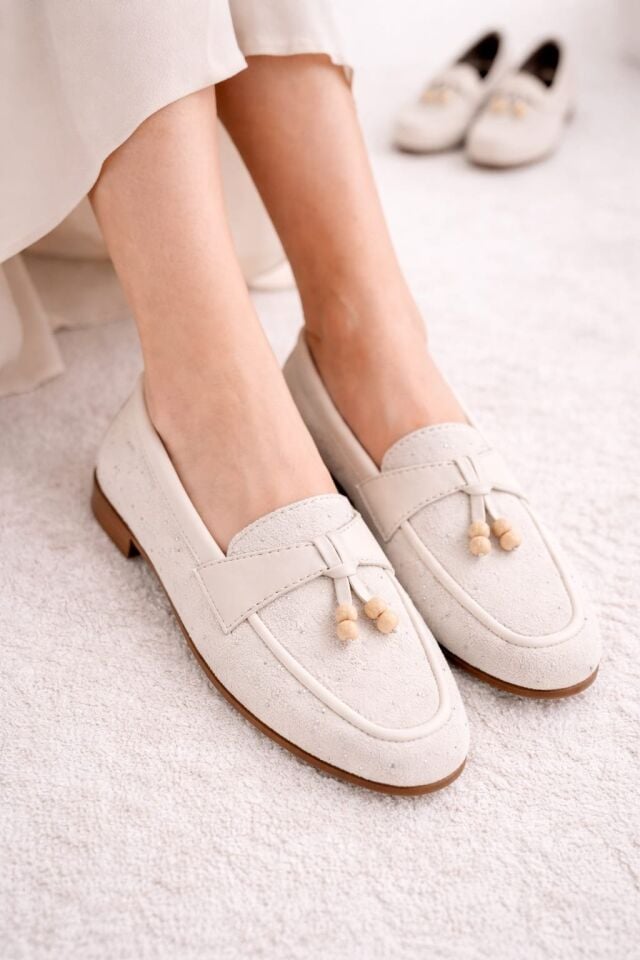 Kadın Taşlı Püsküllü Taş Detaylı Babet Günlük Ayakkabı PÜSKÜL KREM - 40