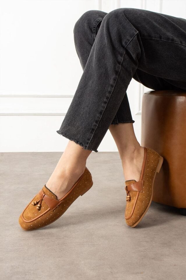 Kadın Taşlı Püsküllü Taş Detaylı Babet Günlük Ayakkabı Kadın Taşlı Püsküllü Taş Detaylı Babet Günlük Ayakkabı