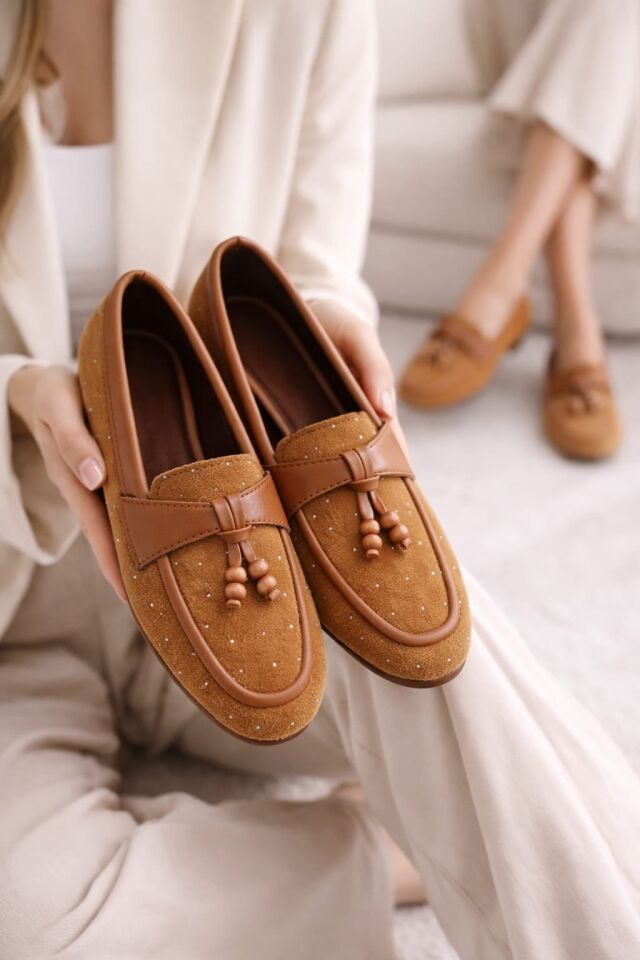 Kadın Taşlı Püsküllü Taş Detaylı Babet Günlük Ayakkabı PÜSKÜL TABA - 37