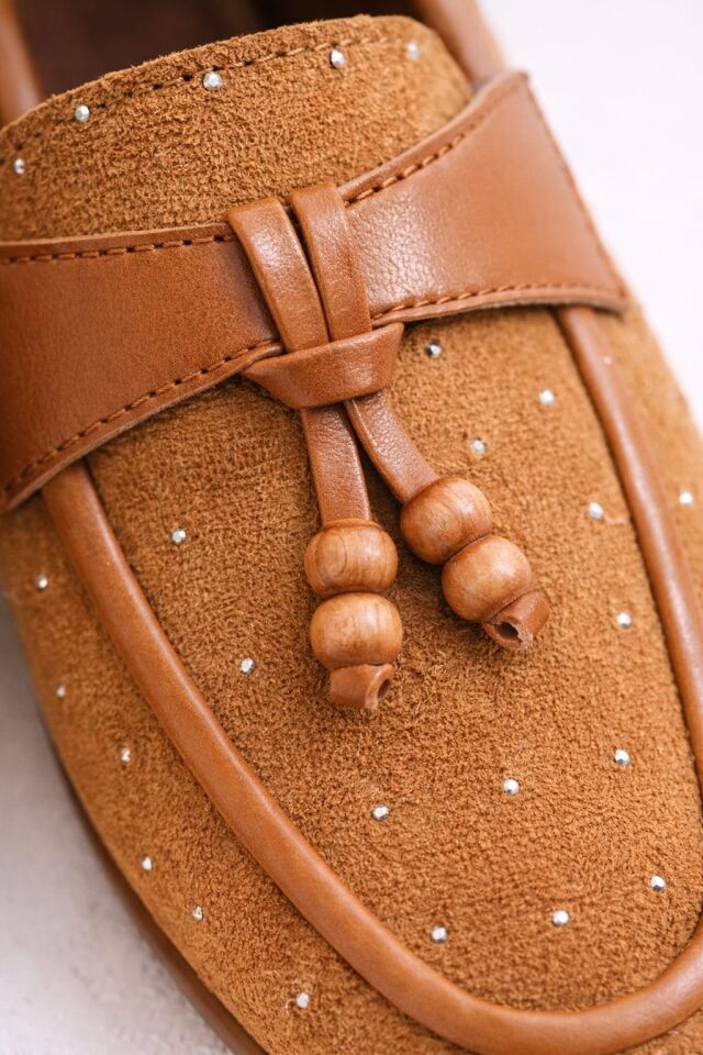 Kadın Taşlı Püsküllü Taş Detaylı Babet Günlük Ayakkabı PÜSKÜL TABA - 40