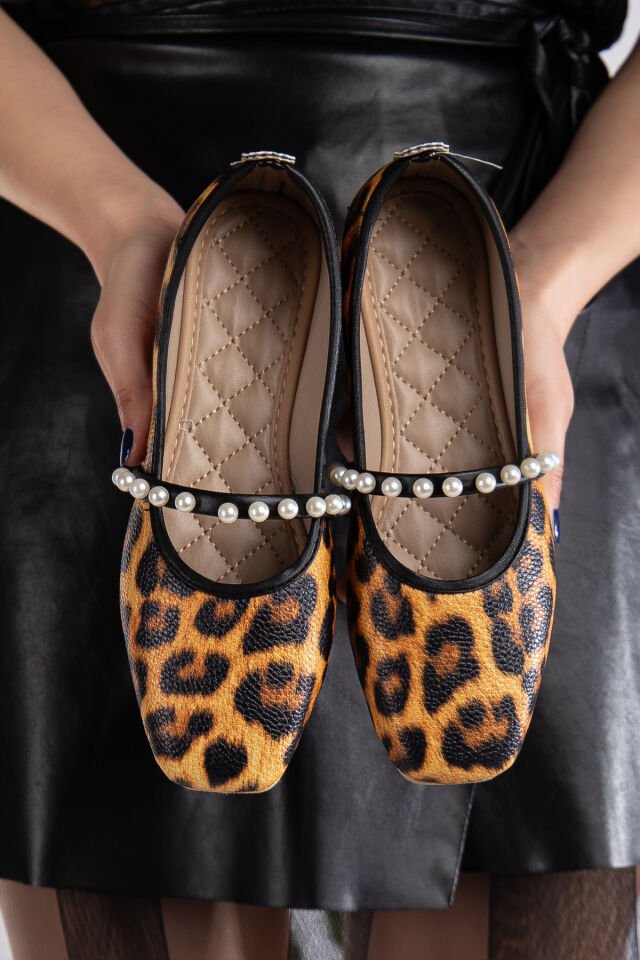 Kadın Siyah Cilt İncili Babet Ev ve Dış Mekan Ayakkabısı