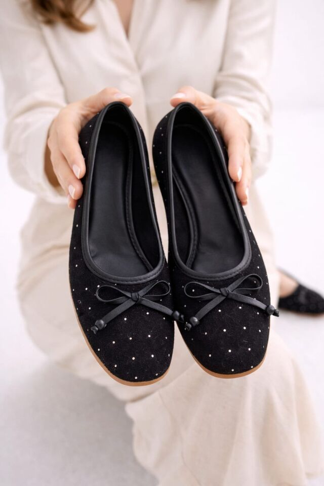 Kadın Taşlı Püsküllü Taş Detaylı Babet Günlük Ayakkabı FİYONKLU SİYAH - 40