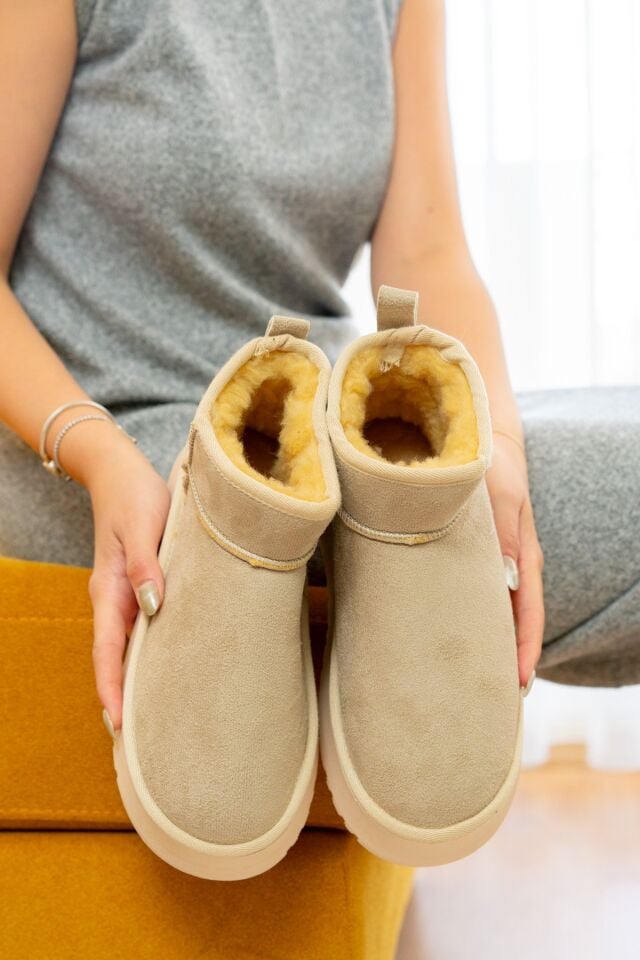 Kadın Bot Kadın Ayakkabı Içi Kürklü Bot Kalın Tabanlı Bot Modeli KREM - 40