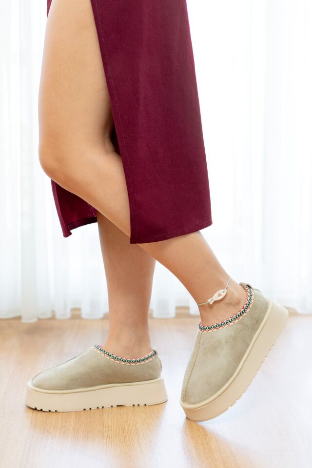 Kadın Bot Kadın Ayakkabı Içi Kürklü Kısa Bot Modeli