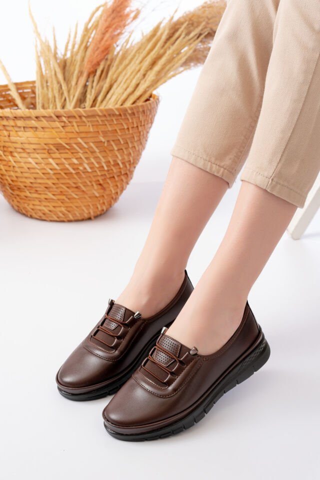 Kadın Lastikli Detaylı Ciltli Anne Ayakkabısı Günlük Ayakkabı Babet