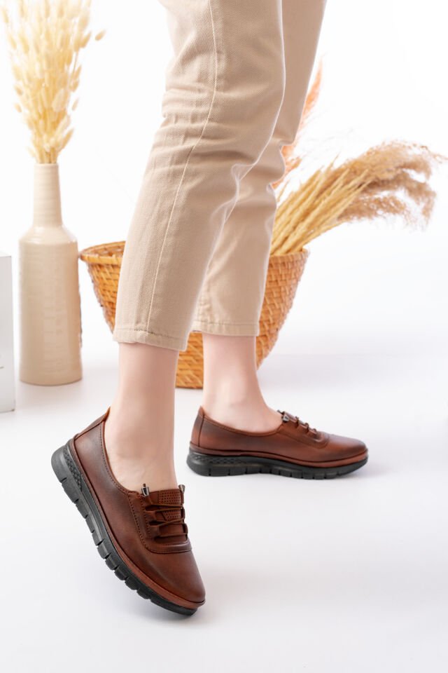 Kadın Lastikli Detaylı Ciltli Anne Ayakkabısı Günlük Ayakkabı Babet