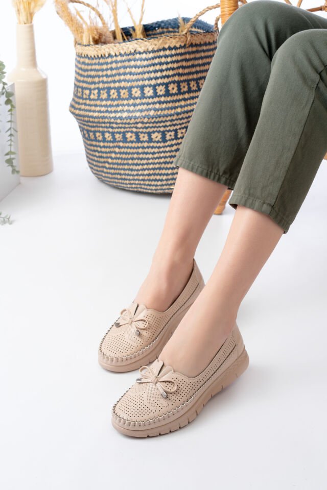 Kadın Kurdeleli Anne Ortopedik Terletmez Kaymaz Ayakkabı Babet