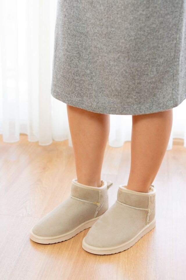 Classıc Ultra Mini Platform Chestnut Mini Taba Süet Içi Kürklü İnce Taban Kadın Bot KREM - 40