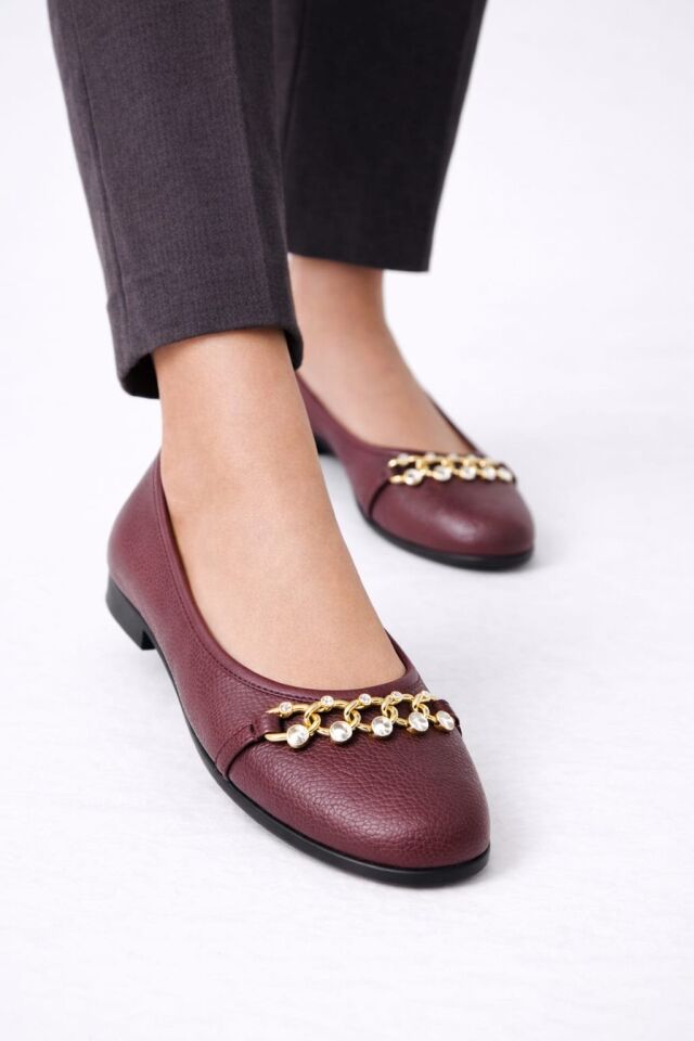 Kadın Gold Zincir Taş Detaylı Düz Babet – Günlük & Ofis Şık Rahat Ayakkabı BORDO - 40