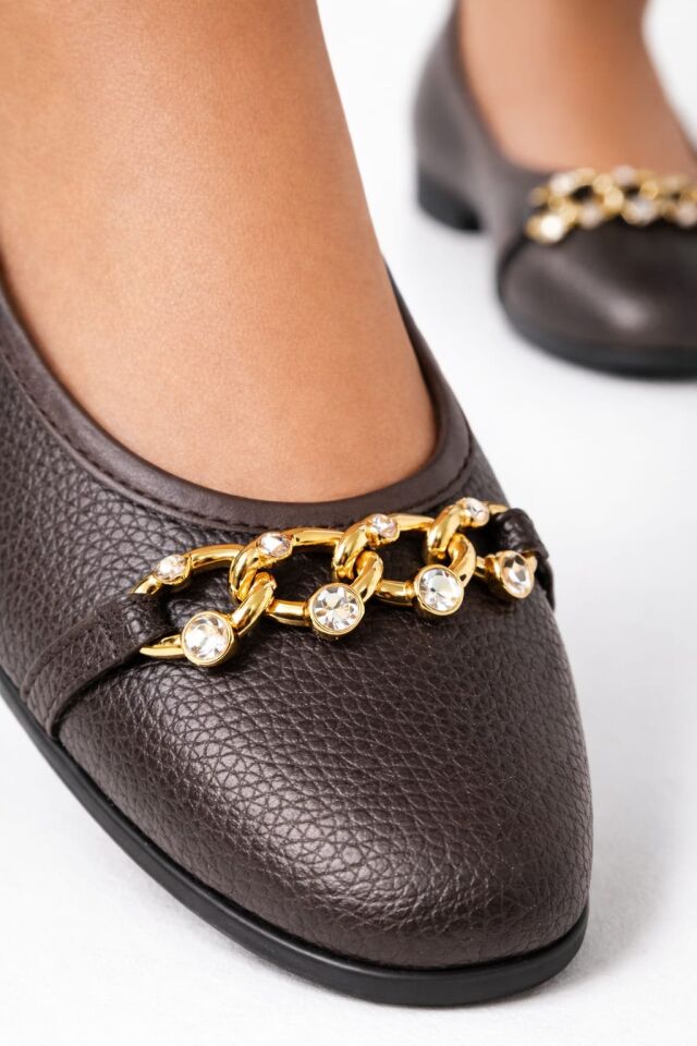 Kadın Gold Zincir Taş Detaylı Düz Babet – Günlük & Ofis Şık Rahat Ayakkabı KAHVERENGİ - 40