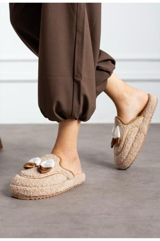 Sevimli Kurdeleli  Kaydırmaz Taban Kışlık-Mevsimlik Kadın Ev VİZON - 40