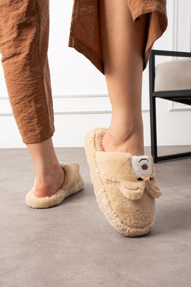 Kadın Panda Figürlü Sessiz Taban Peluş Ev Terliği YENİ VİZON - 38-39