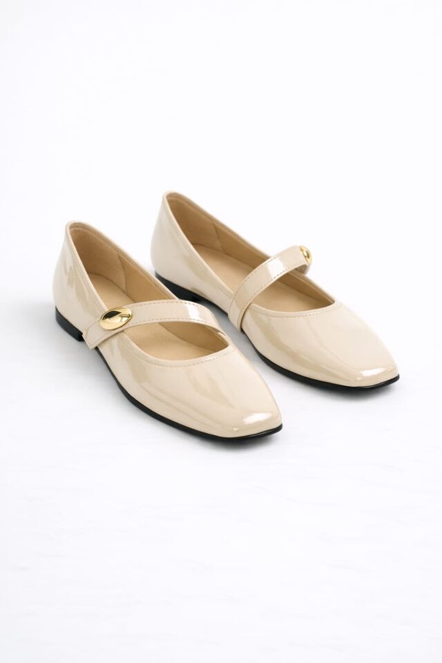 Kadın Rugan Babet Şık Tokalı Ortopedik Taban Günlük Ayakkabı