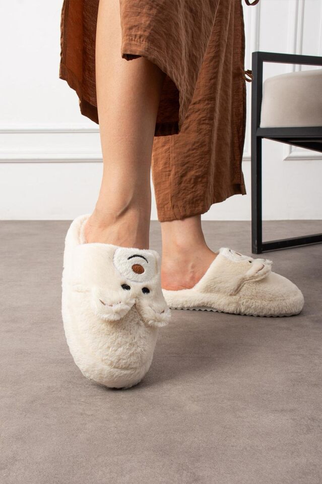 Kadın Panda Figürlü Sessiz Taban Peluş Ev Terliği YENİ EKRU - 36-37