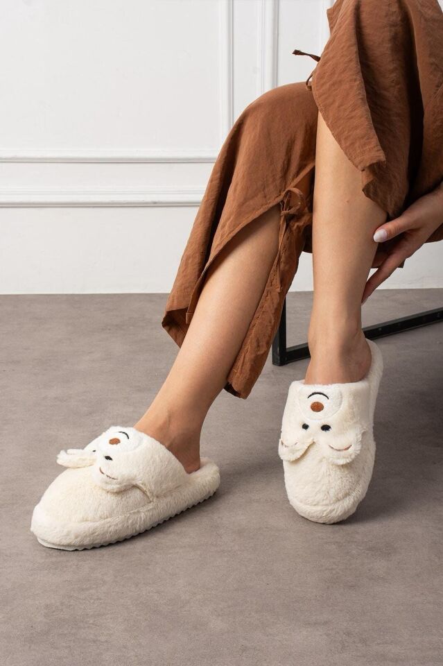Kadın Panda Figürlü Sessiz Taban Peluş Ev Terliği YENİ EKRU - 38-39