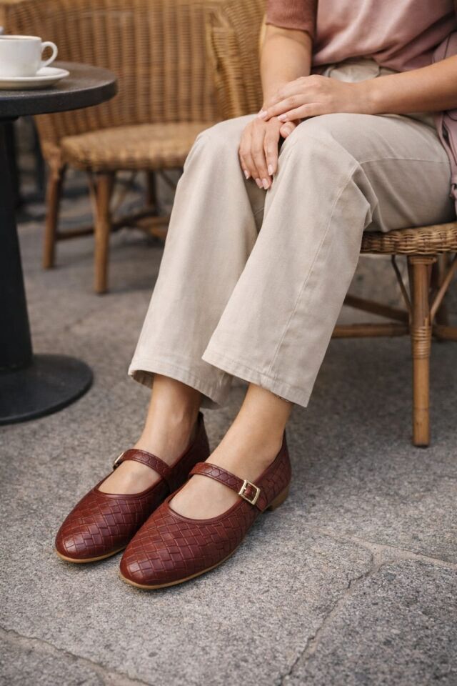 Kadın Babet ayakkabı Klasik Örgü Deri Desenli Esnekligi Ve Zarif Günlük Babet BORDO - 40