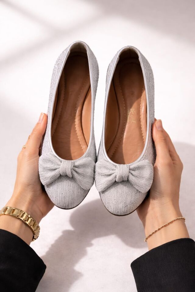 Kadın Simli Taşlı Fiyonklu Babet Ayakkabı – Rahat, Şık, Günlük Kullanım GÜMÜŞ - 39