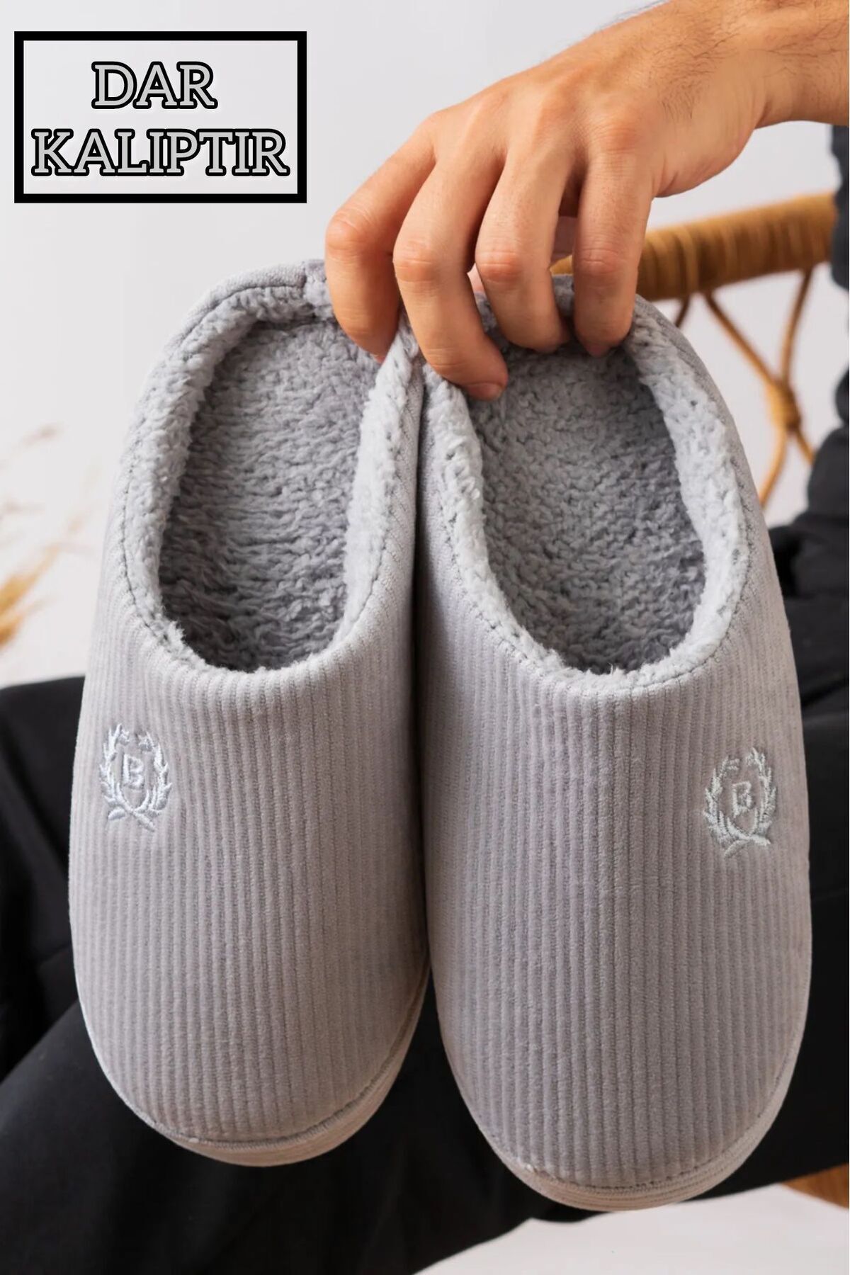 Unisex Nakışlı Kadife Ev Terliği GRİ - 44