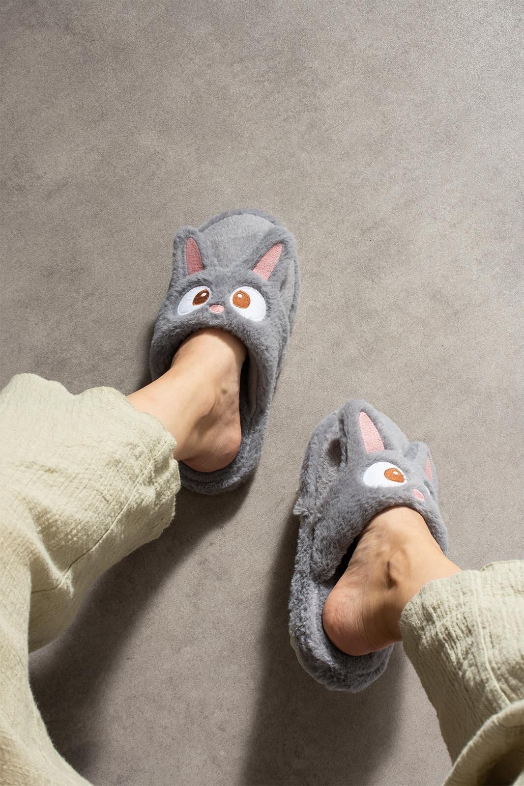 Kadın Tavşan Figürlü Sessiz Taban Peluş Ev Terliği YENİ GRİ - 40