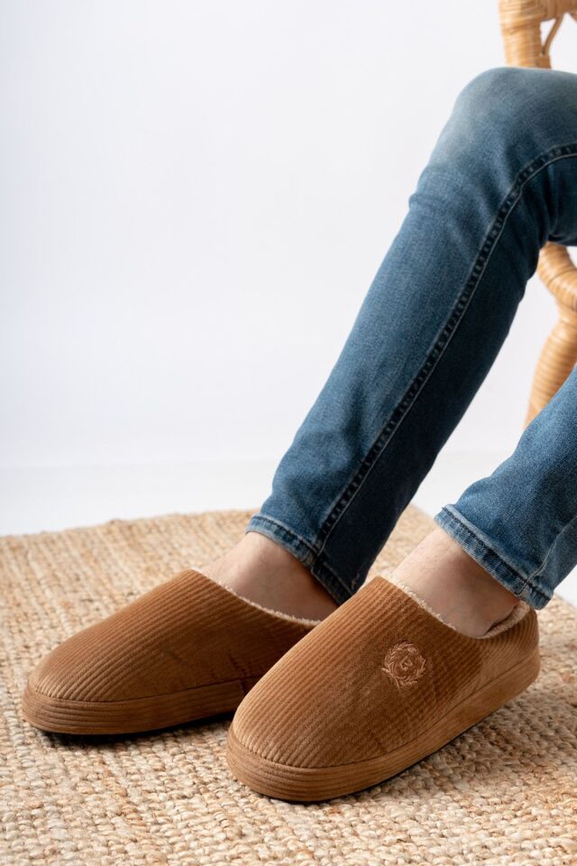 Unisex Nakışlı Kadife Ev Terliği TABA - 44