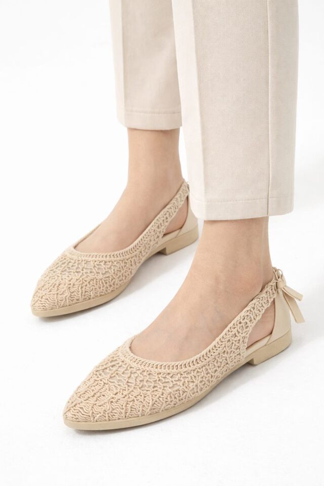 Kadın Hasırlı Yanı Açık Arkası Fiyonk Babet Ev ve Dış Mekan Ayakkabısı KREM - 40