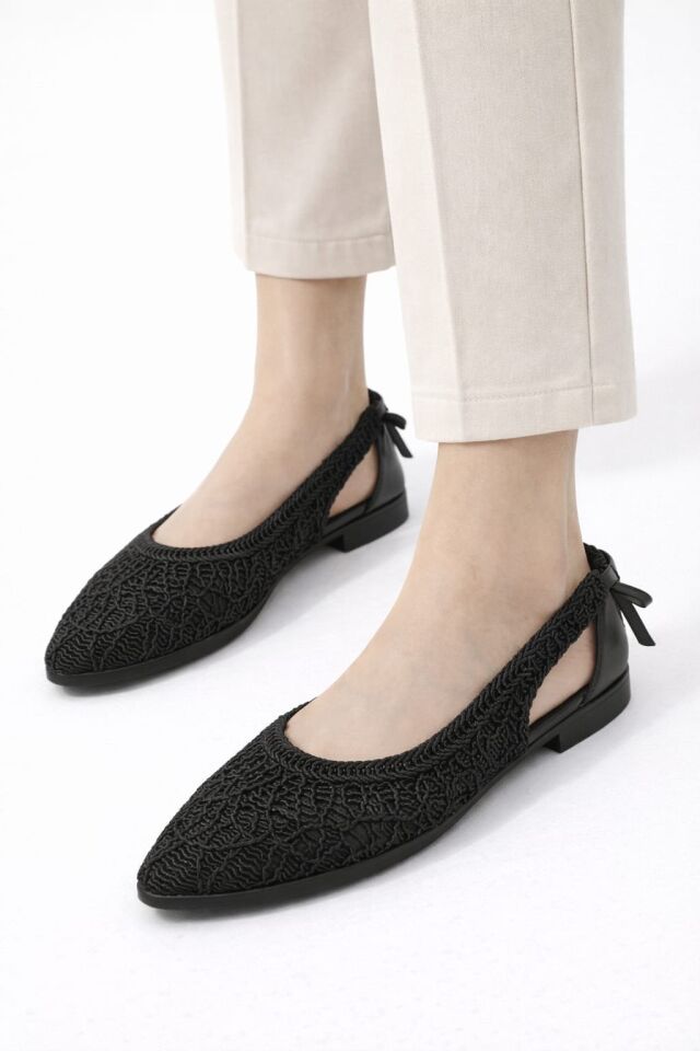 Kadın Hasırlı Yanı Açık Arkası Fiyonk Babet Ev ve Dış Mekan Ayakkabısı SİYAH - 40