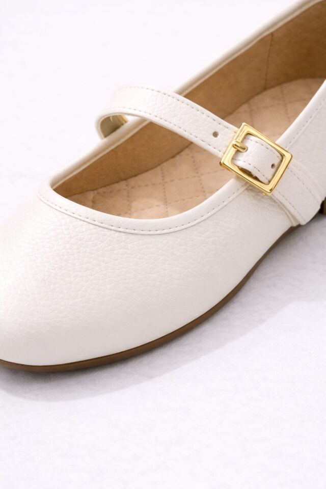 Tek Bantlı Gold Tokalı Lastikli Şık Kadın Babet Ayakkabı BEYAZ - 40