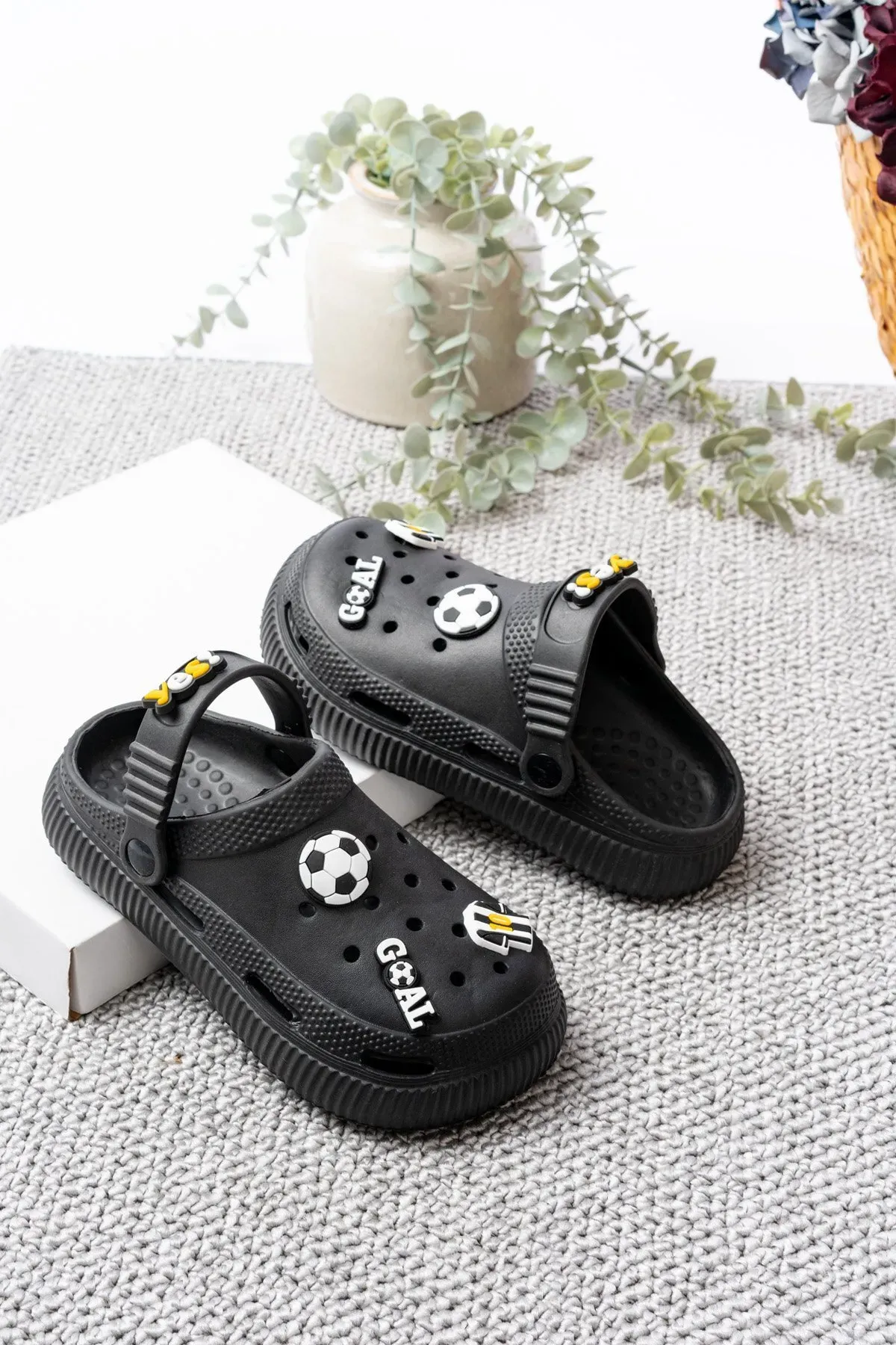 Unisex Çocuk Figürlü Sticker Sandalet-Terlik 33 - BEŞİKTAŞ