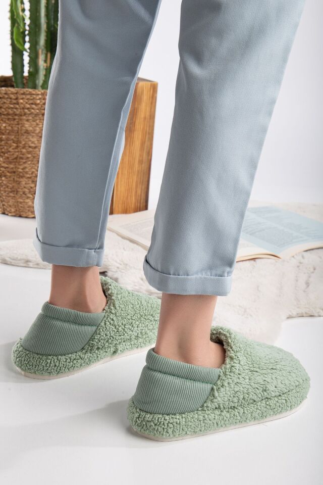 Kuzu Kumaş Yünlü Sessiz Taban Lastikli Kadın Ev Ayakkabısı Ev Botu Panduf HAKİ - 38